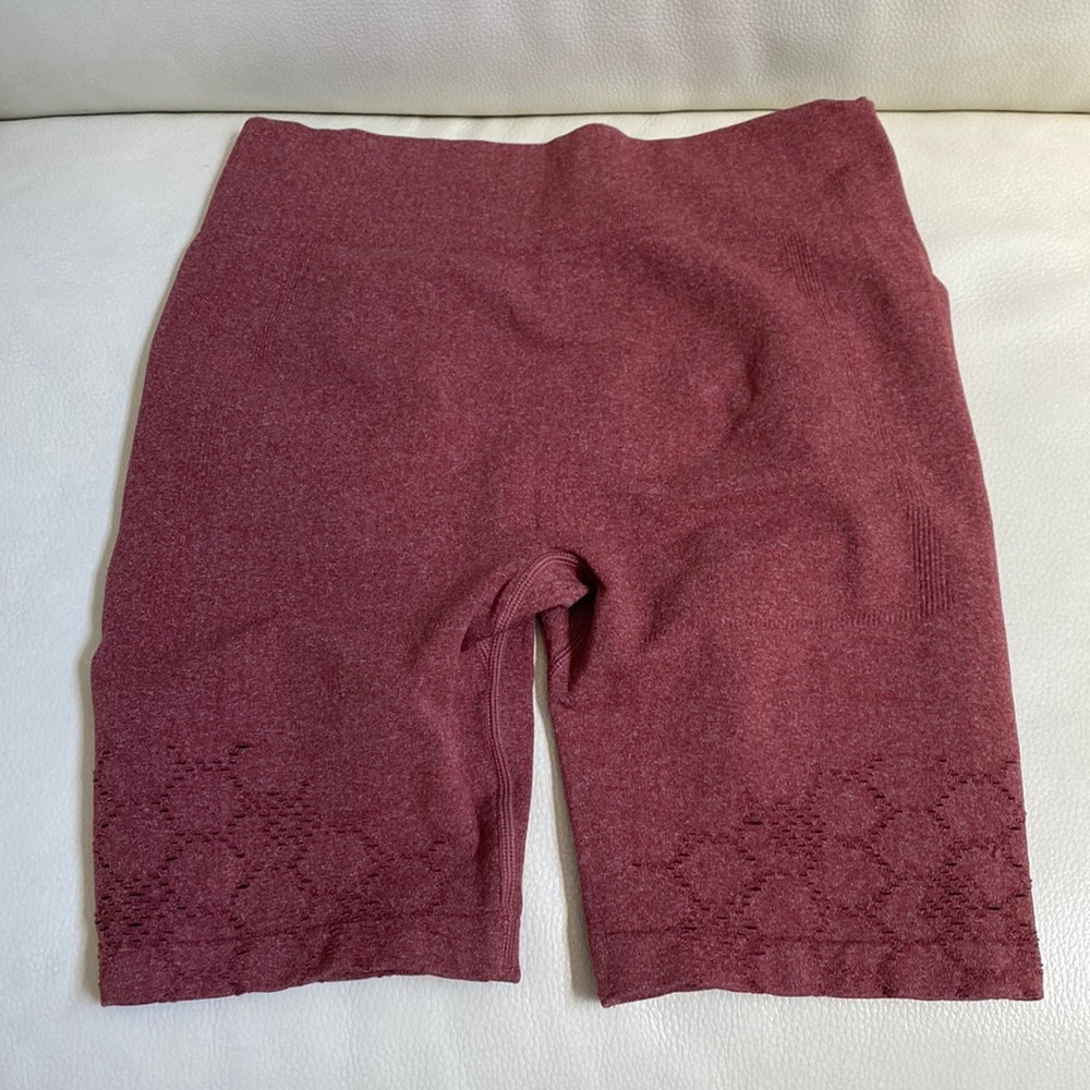 Work out shorts with butt ruching